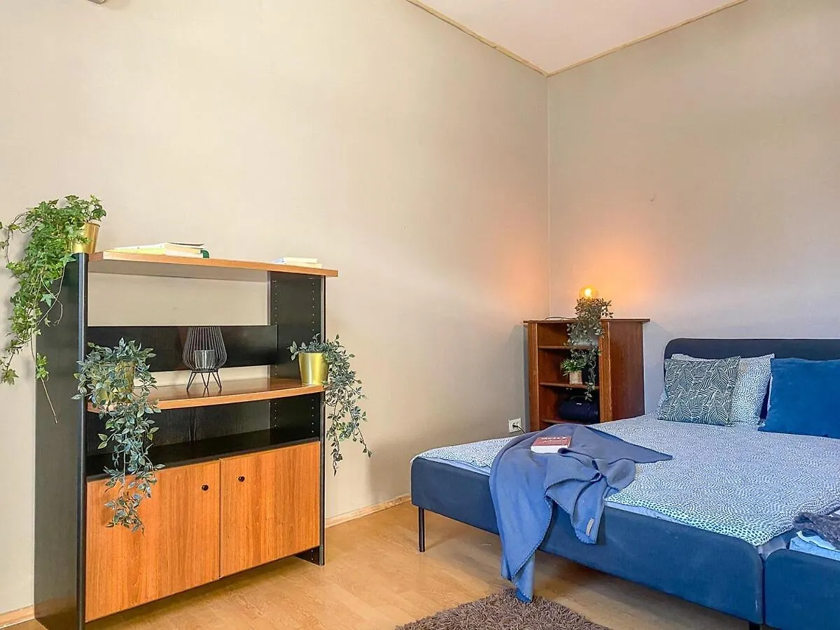 Central Houses Budget Friendly Bukarest