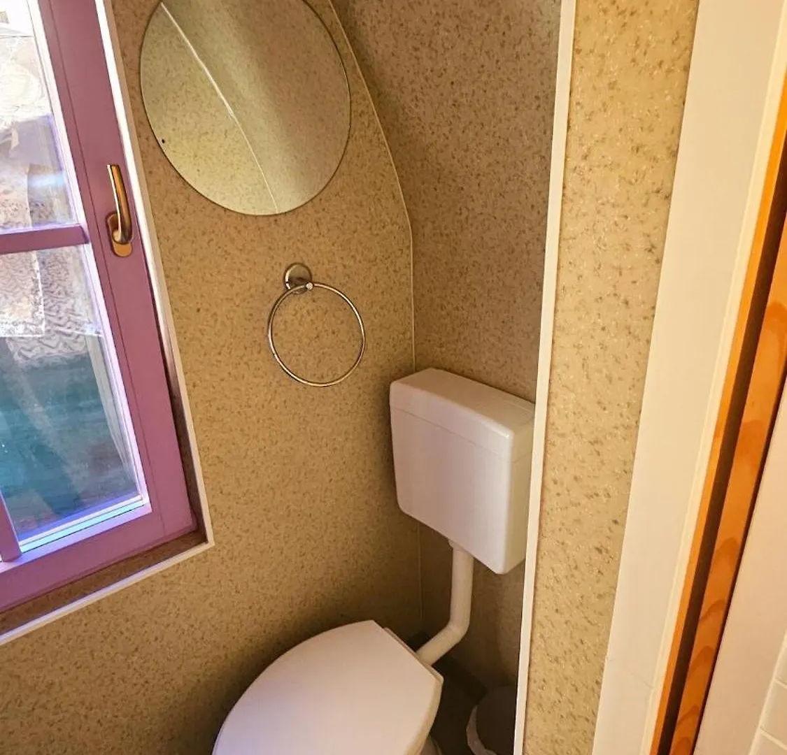 Central Houses Budget Friendly Bukarest Románia